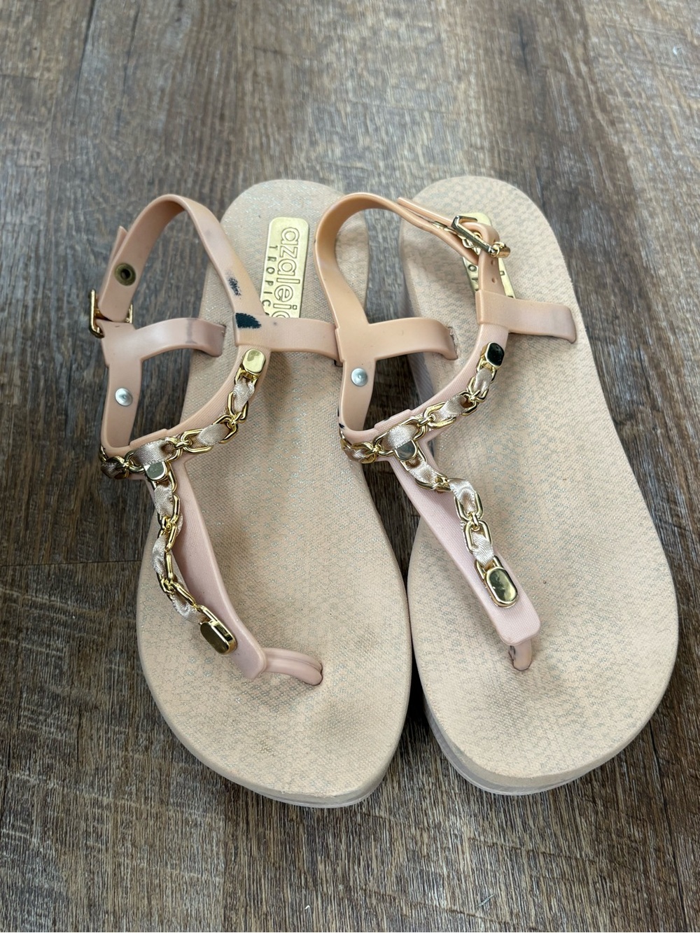 Women's Blush T-Strap Sandals with Gold Chain Accent